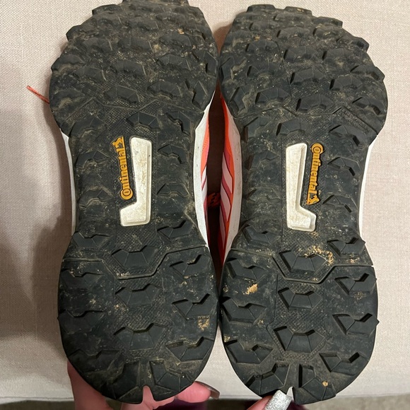 Adidas Terrex Hiking Shoes - Picture 5 of 6